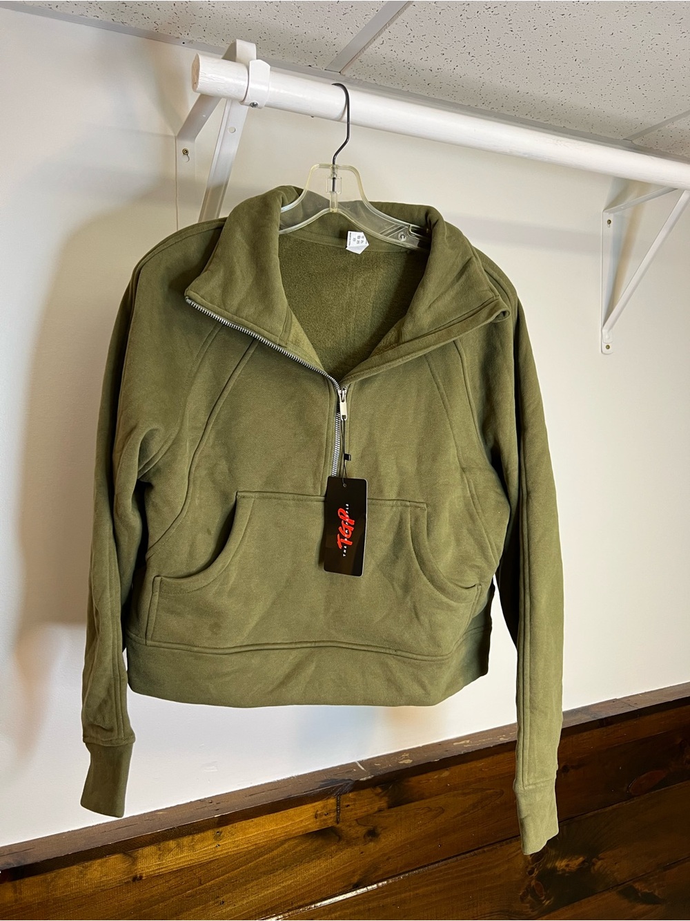 NWT The Gym People Olive Green Half-Zip Cropped Pullover- S